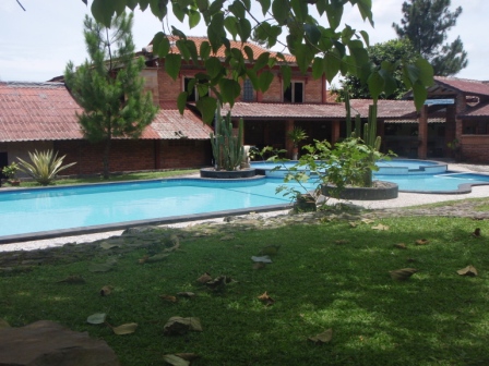 Rental Mobil Murah Bogor on Villa Dan Kamar Di Bogor    Villa   Kamar Murah Di Puncak 2   Bogor